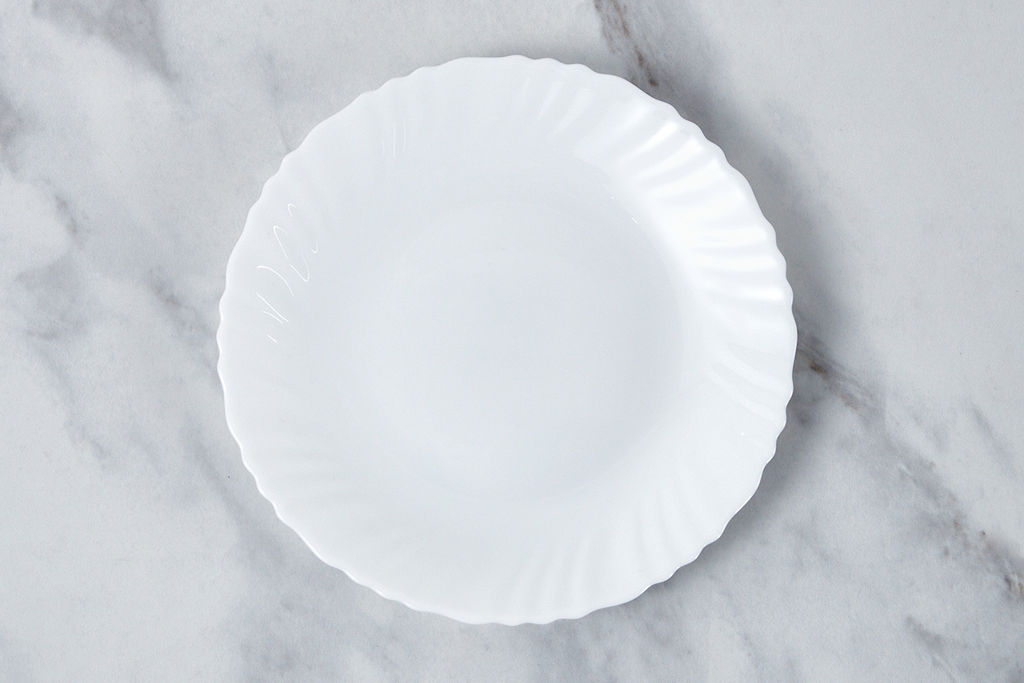 Тарелка десертная 19 см "БЕЛЬЕ" арт. OLHP-75