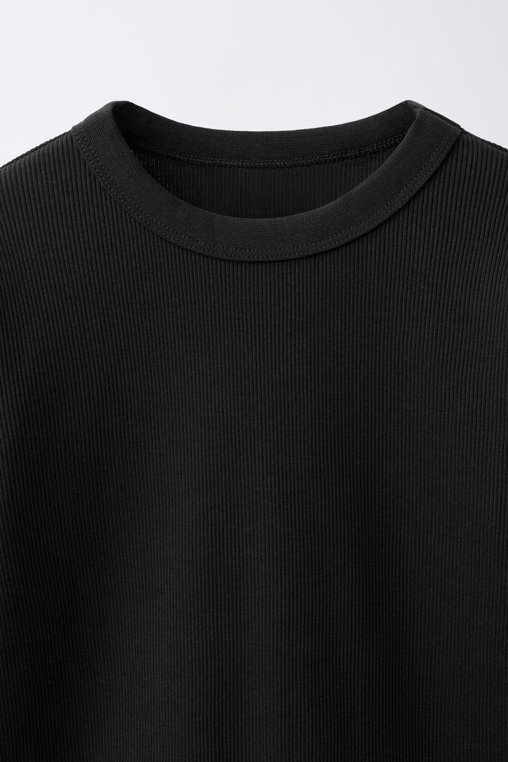 CAMISETA RIB / Negro - Zara фото 3