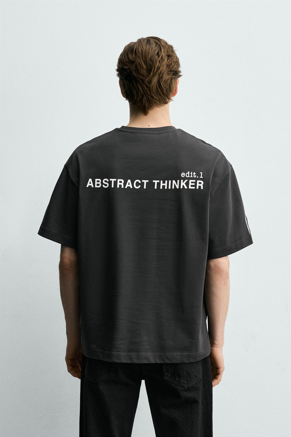 CAMISETA BOXY FIT TEXTO CONTRASTE / Gris oscuro - Zara фото 3