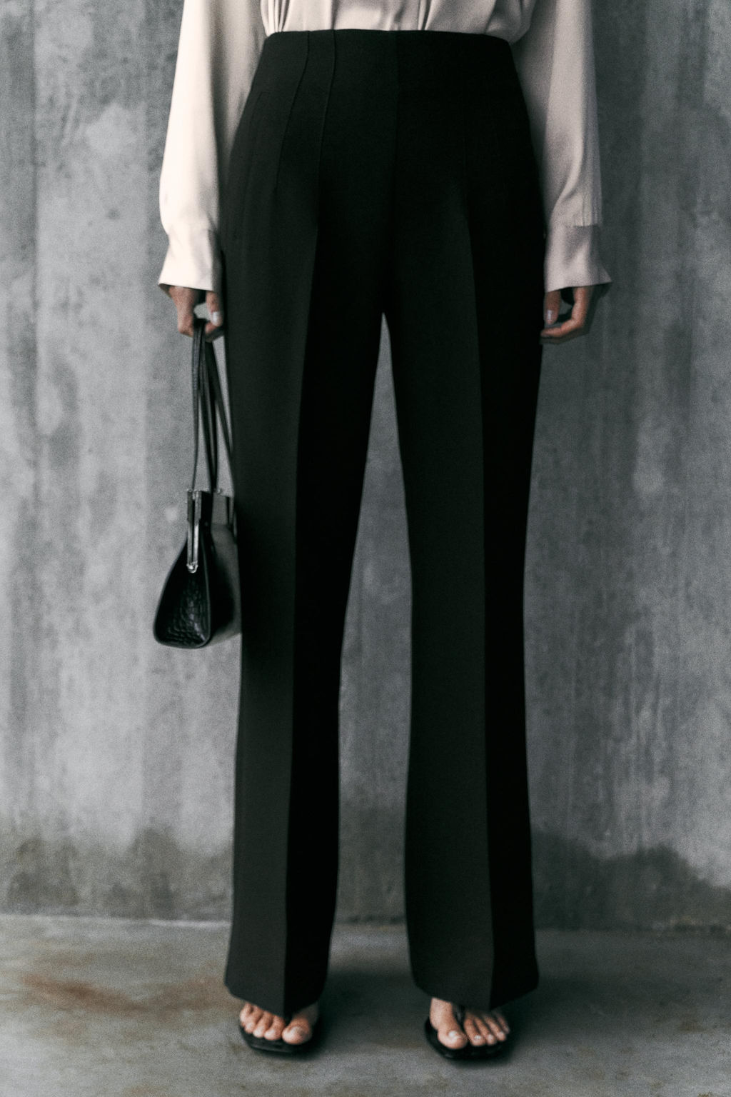 HIGH-WAIST TROUSERS - Zara фото 17