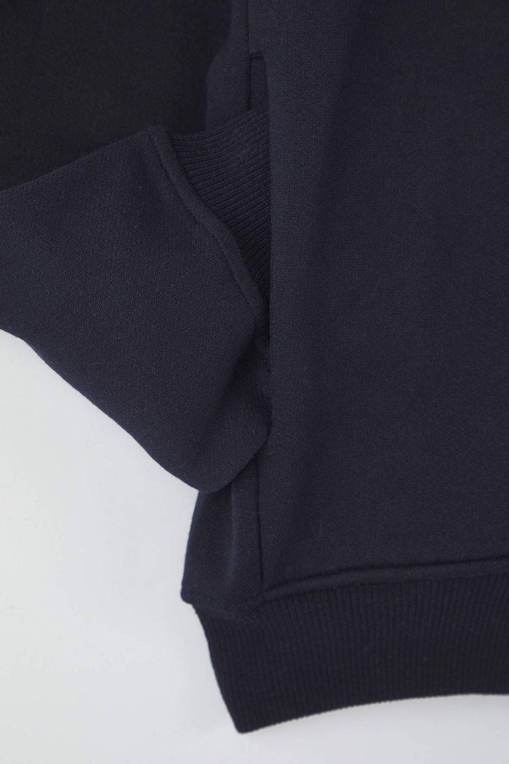 Lacivert Oversize/Genis Kesim Fermuarl? S?cak Tutan Kapusonlu Sweatshirt-H?rka TMNAW24SW00049