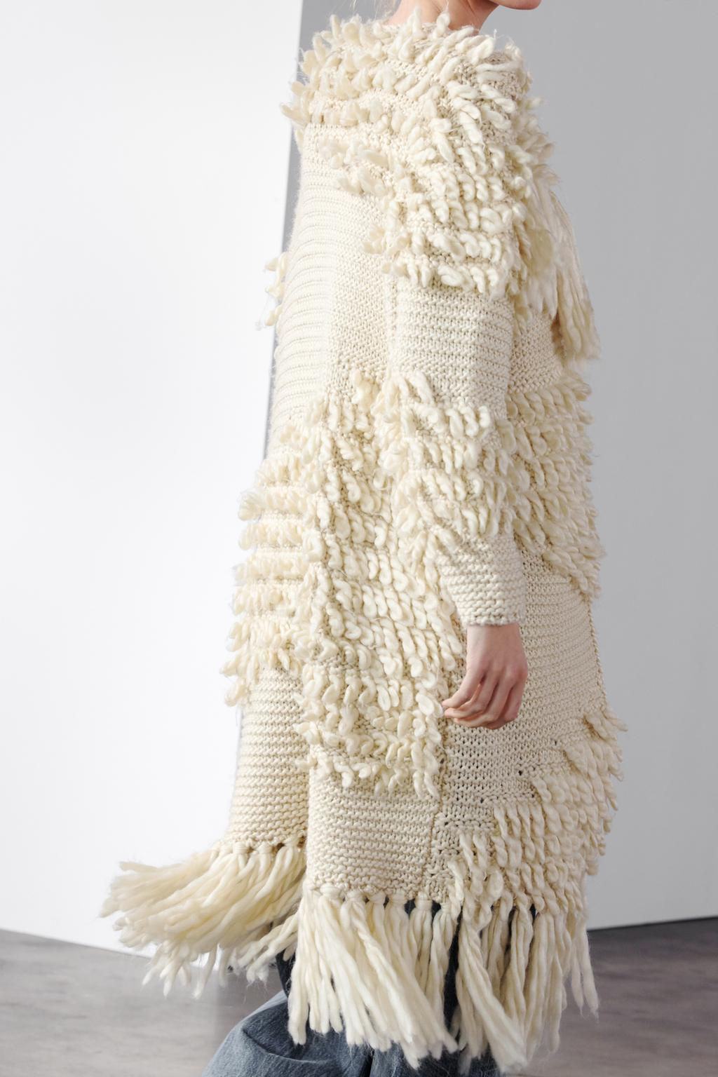 LONG FRINGED KNIT COAT - Zara фото 7