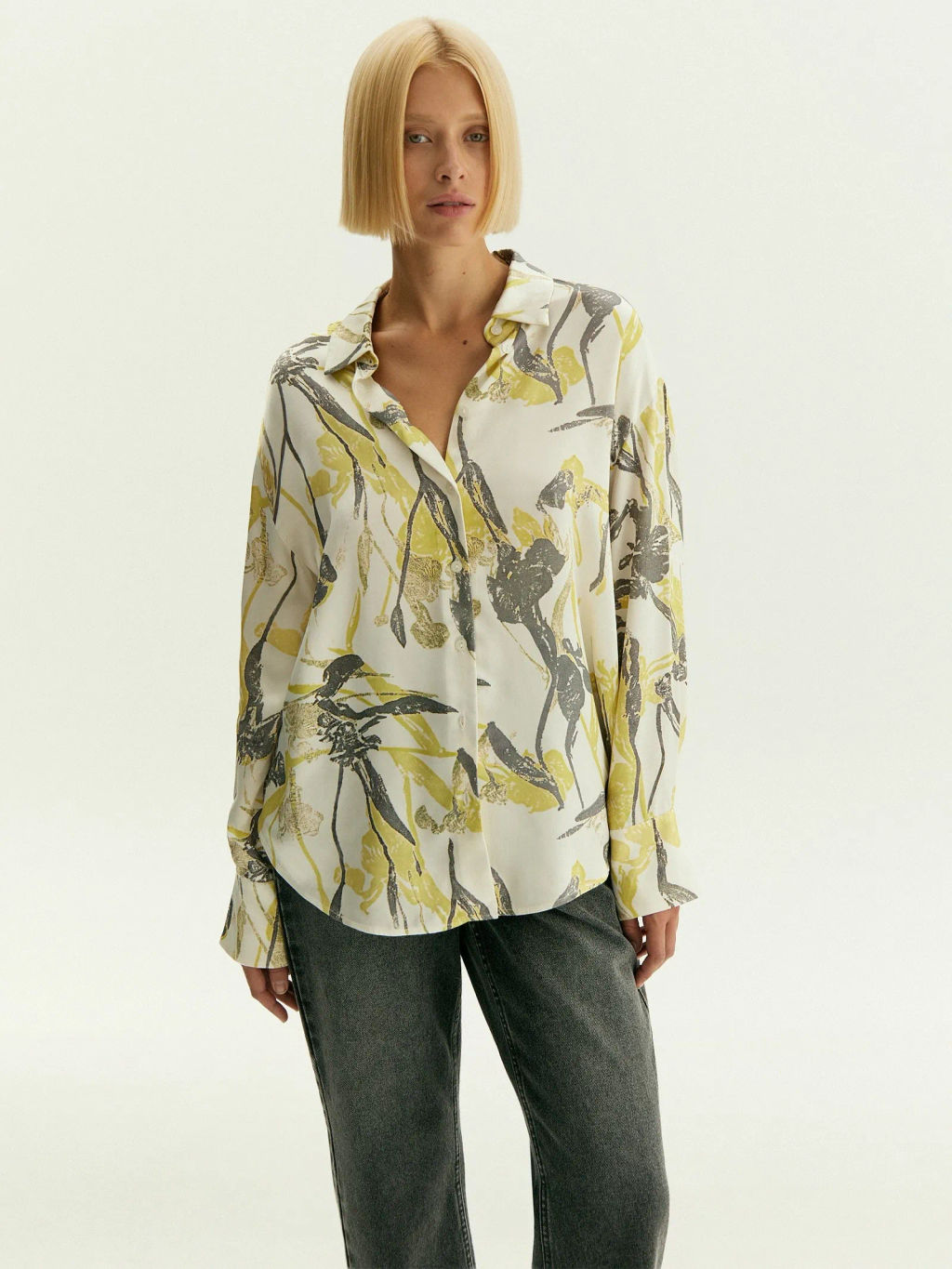 Рубашка с цветочным принтом из 100% вискозы, B3177/narcis