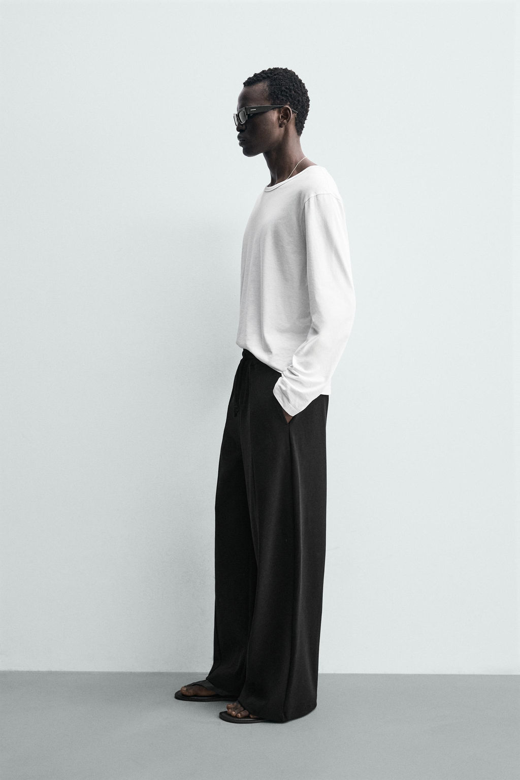 PANTAL?N JOGGER RELAXED FIT COSTURA / Negro - Zara фото 4
