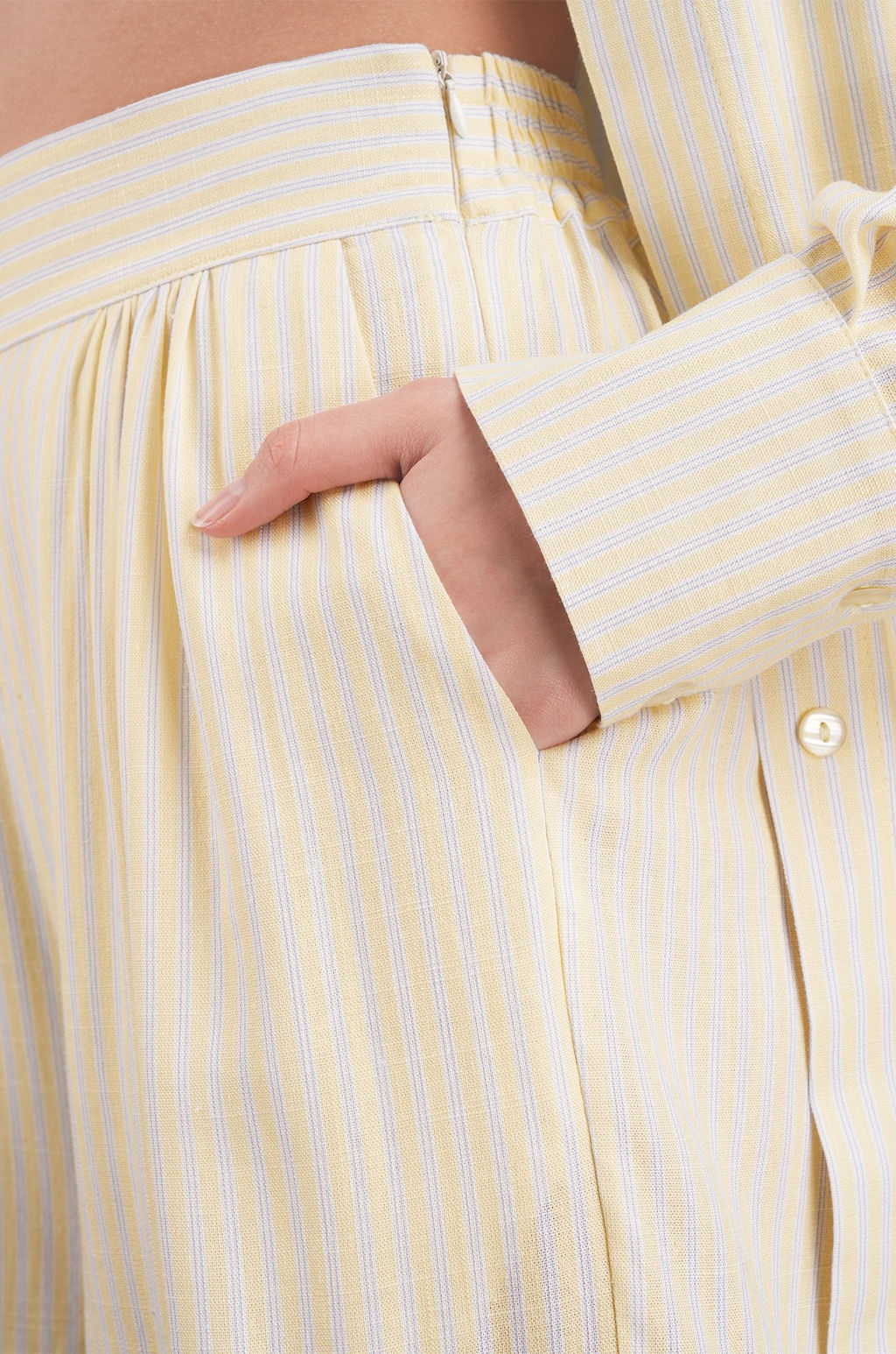 Женский костюм с шортами Happyfox