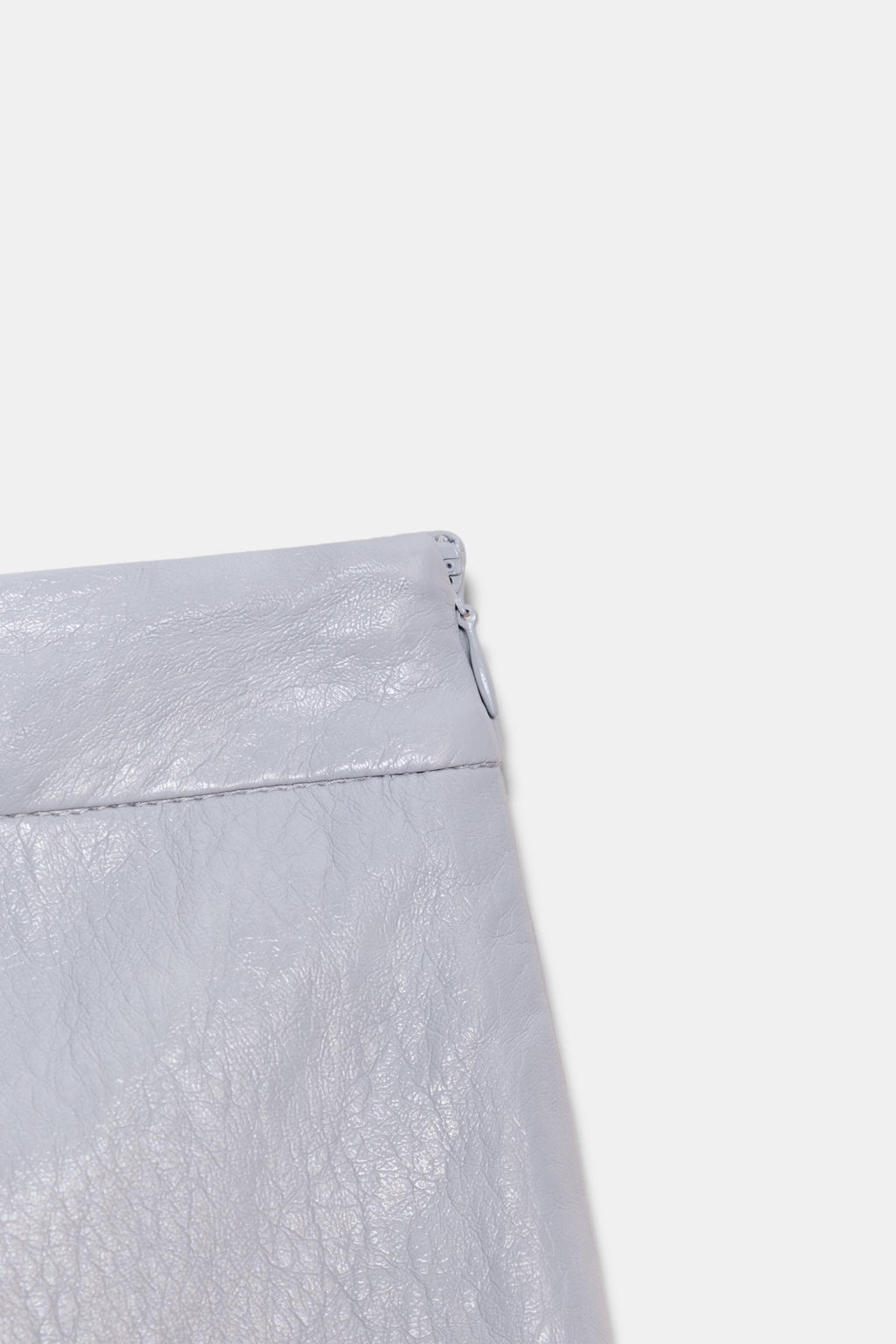 FALDA PANTAL?N CRUZADA EFECTO PIEL / Celeste - Zara фото 8