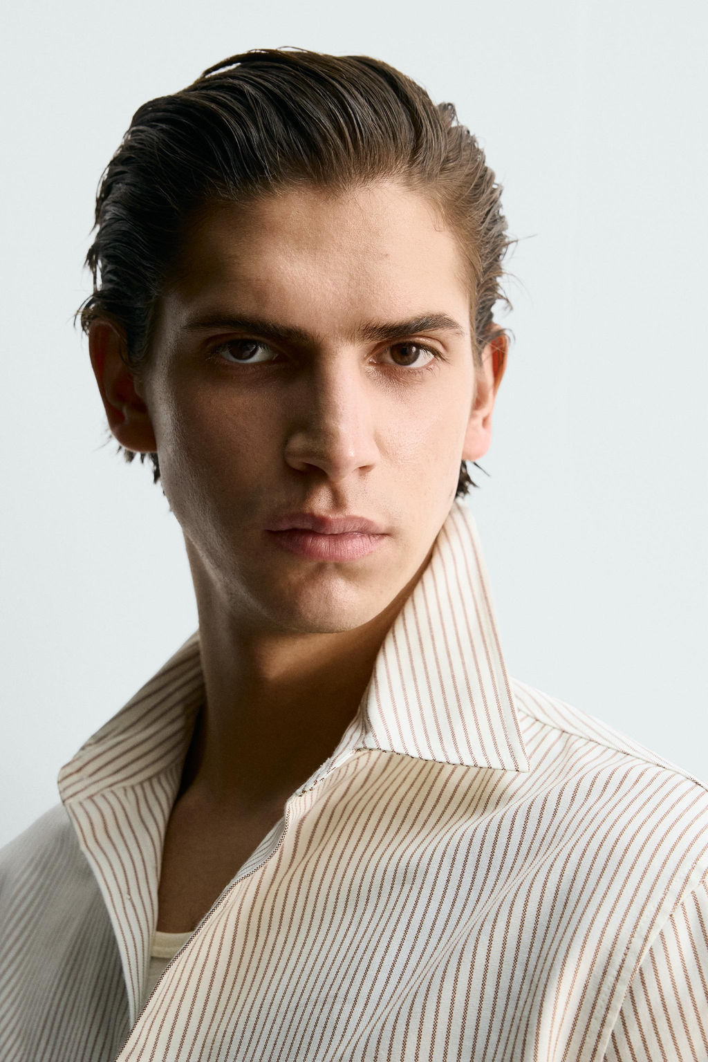 STRIPED TEXTURED OXFORD SHIRT - Zara фото 5