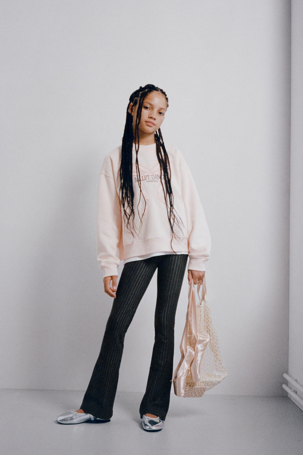 PINSTRIPE FLARE TROUSERS - Zara фото 5