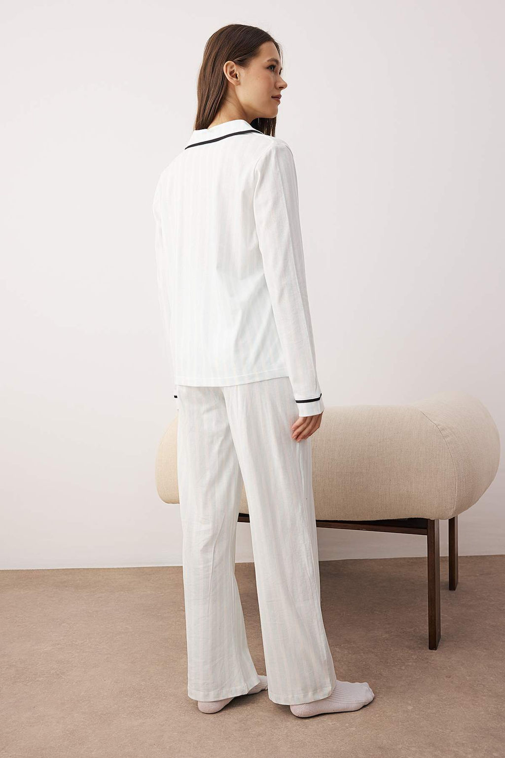 Trendyolmilla Pudra %100 Pamuklu Cizgili Biye Detayl? Orme Pijama Tak?m? THMAW21PT0614  фото 6