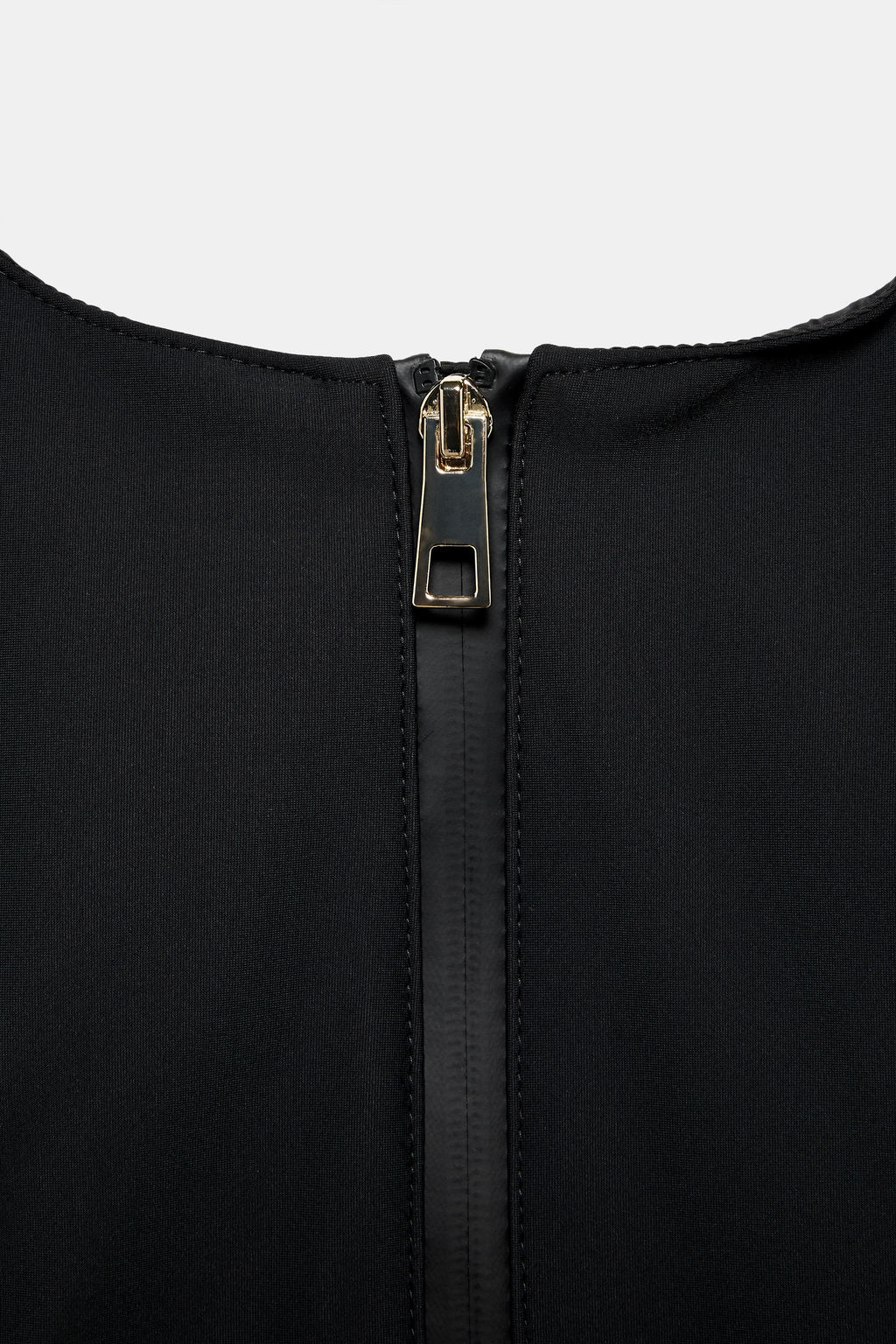 WATER-RESISTANT WINDPROOF RECCO® TECHNOLOGY SKI COLLECTION DUNGAREES