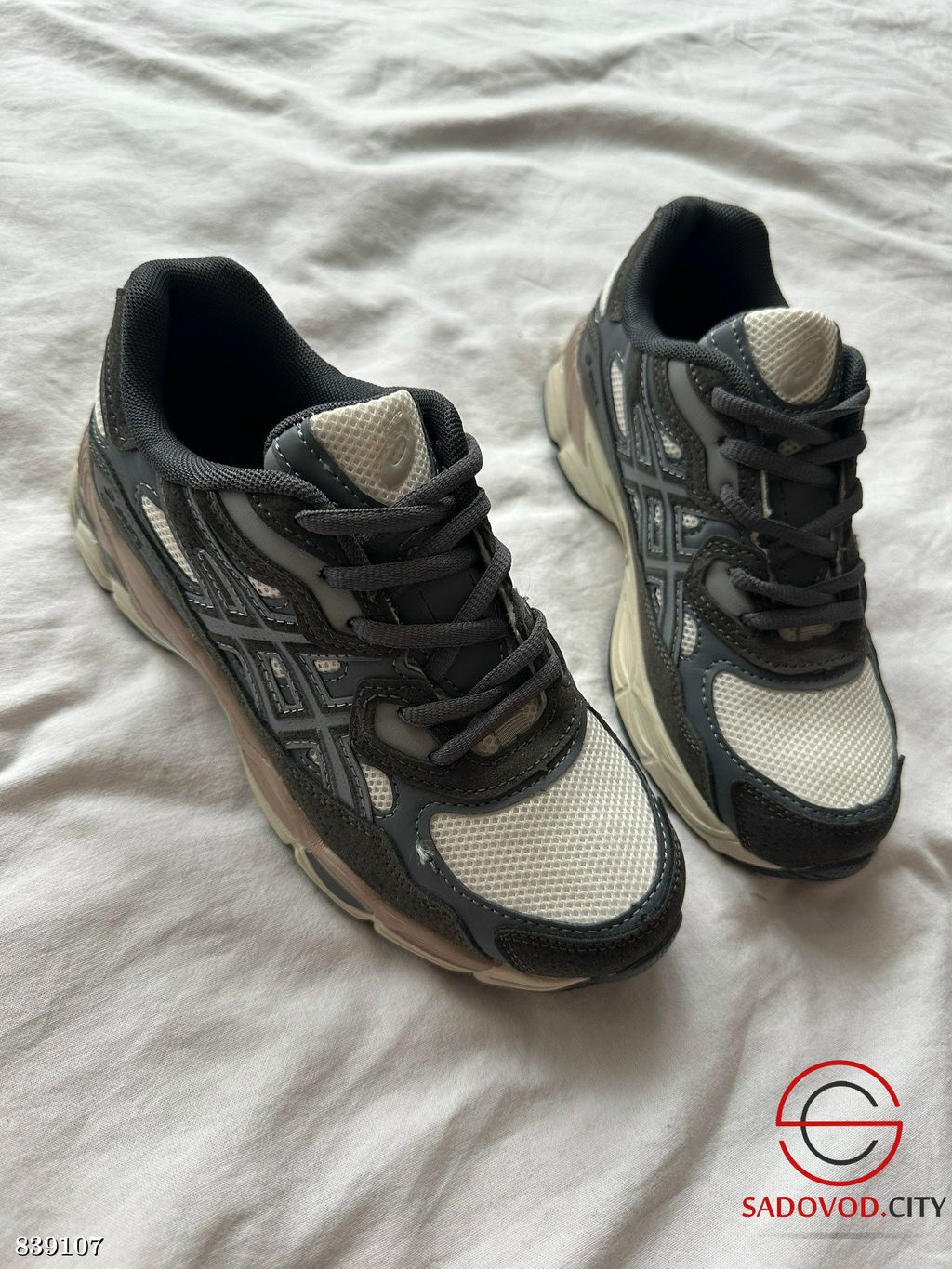 Кроссовки женские весенние - Bruno фото 2