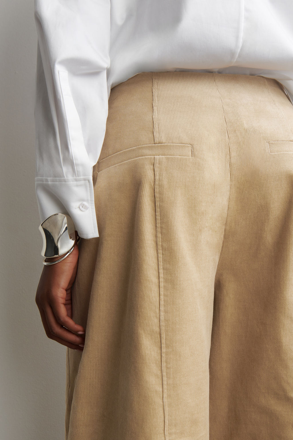 PANTALONES DE PANA BARREL LEG - H&m фото 5