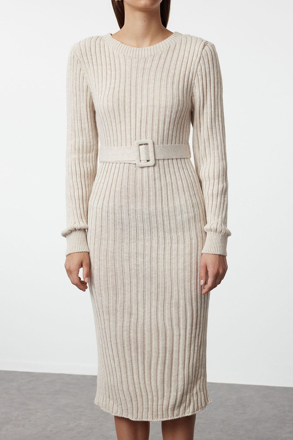 TRENDYOLMILLA Antrasit Mini Triko Kemerli Elbise TWOAW23EL00444 фото 17