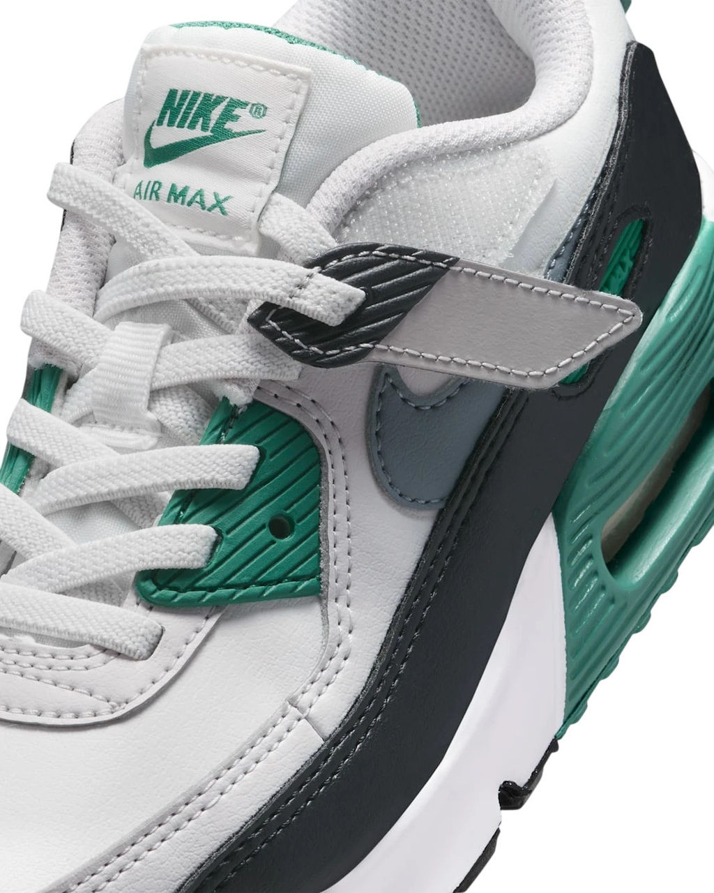 Кроссовки детские