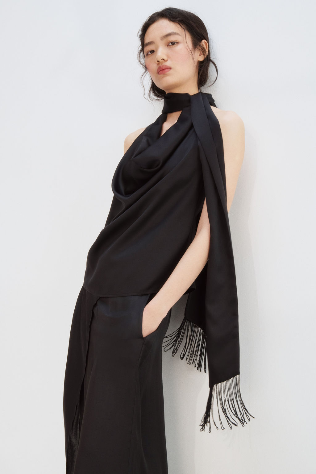 Top de sat?n con fular decorativo - H&m фото 2