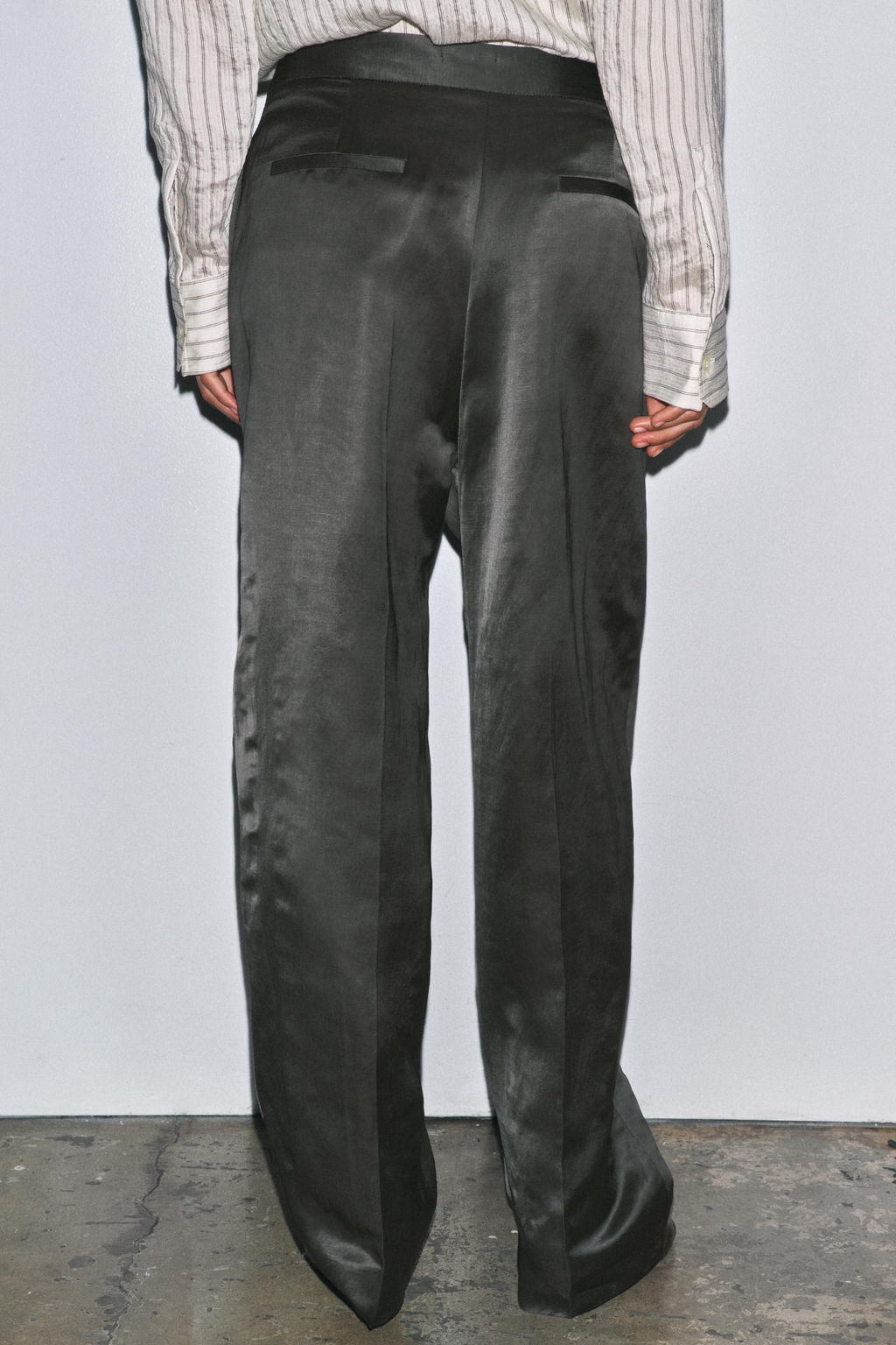 SATIN LINEN BLEND TROUSERS ZW COLLECTION - Zara фото 3