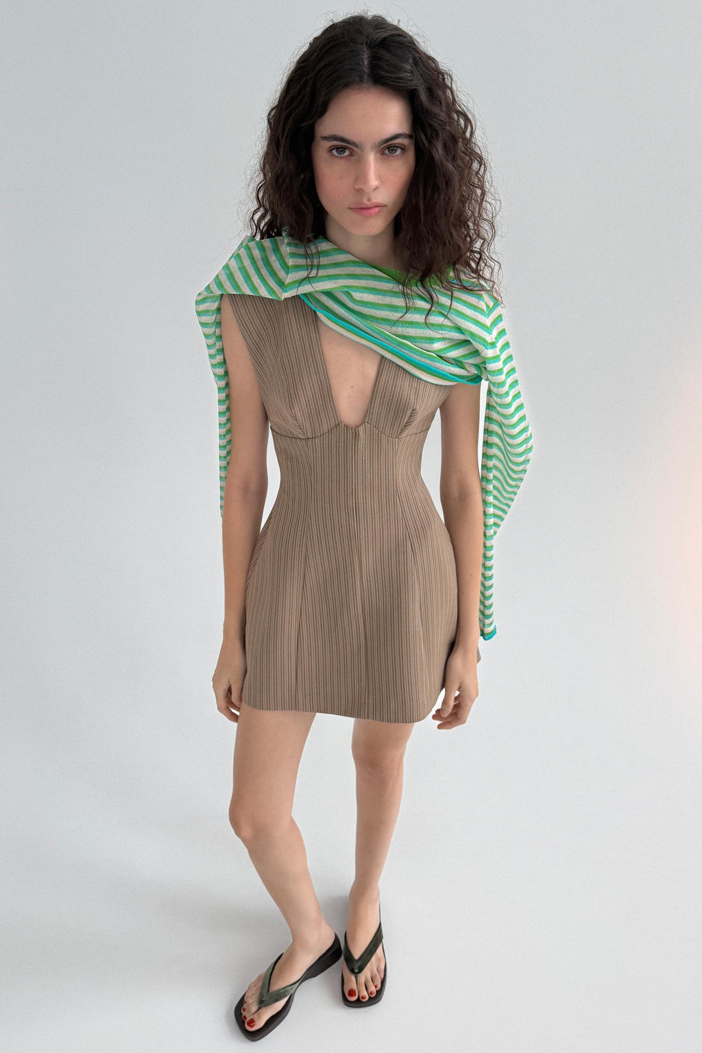 STRIPED SHORT DRESS - Zara фото 14