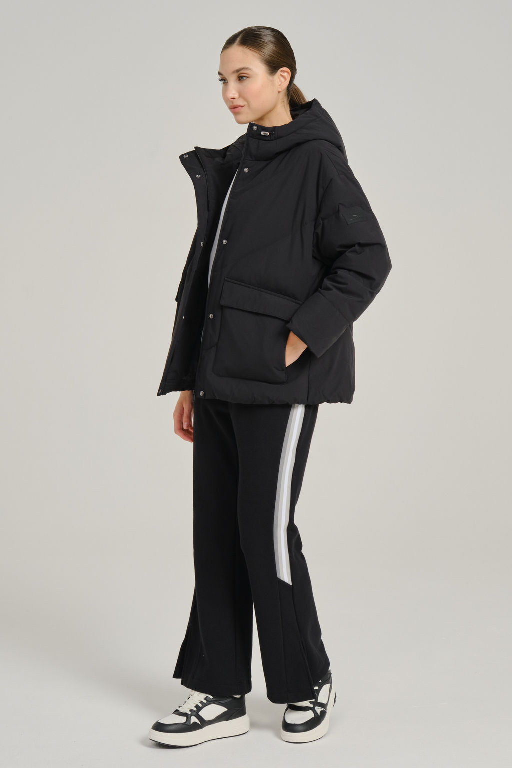 Пуховик короткий Черный TRN Down Jacket