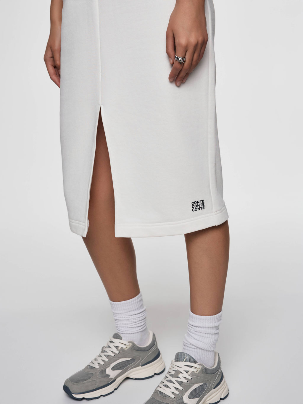 CONTE LPL 2591 Платье женское off-white - Conte elegant фото 5