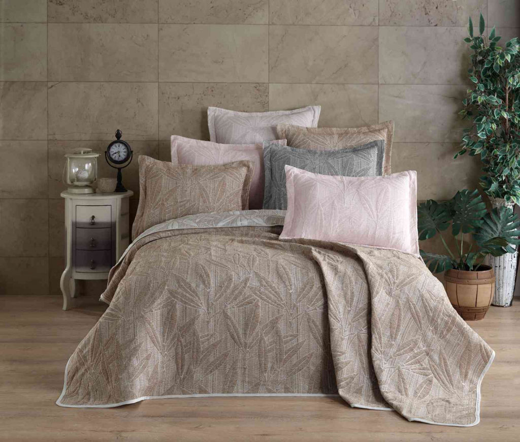 Покрывало EFOR Pique Bedspread YAREN (235*260) с наволочками пудра