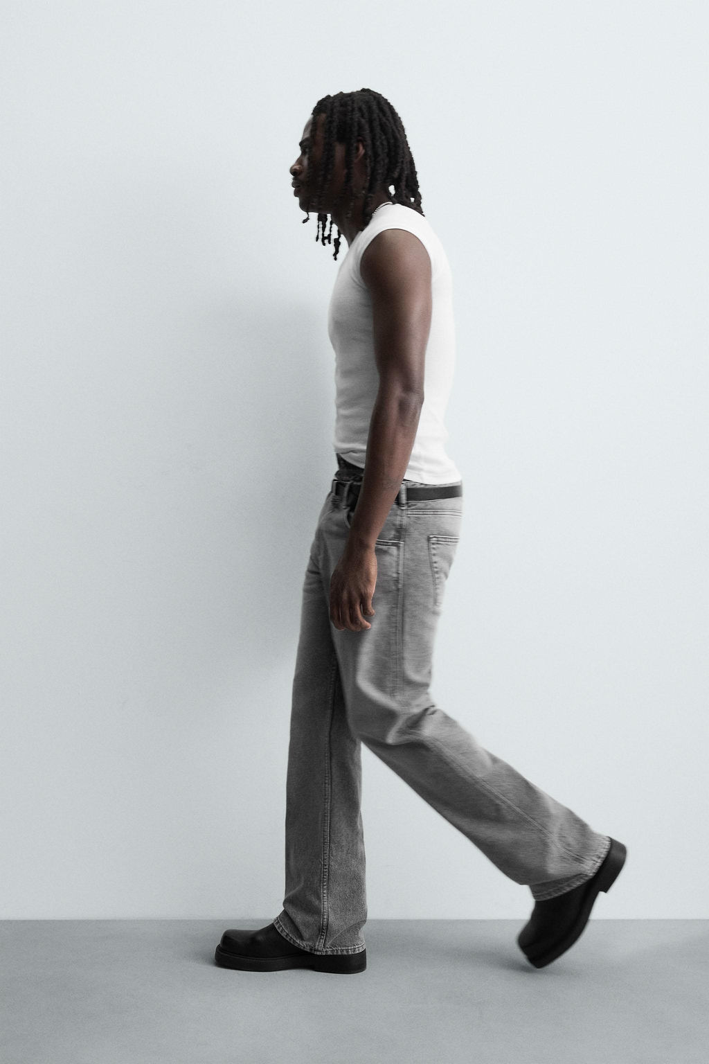 LOW-RISE FLARE FIT JEANS - Zara фото 6