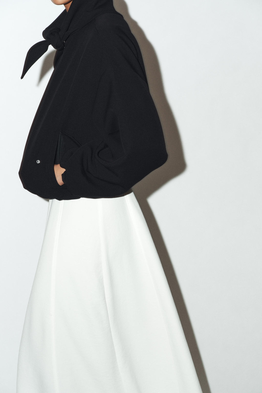 BOMBER JACKET WITH DETACHABLE SCARF - Zara фото 14