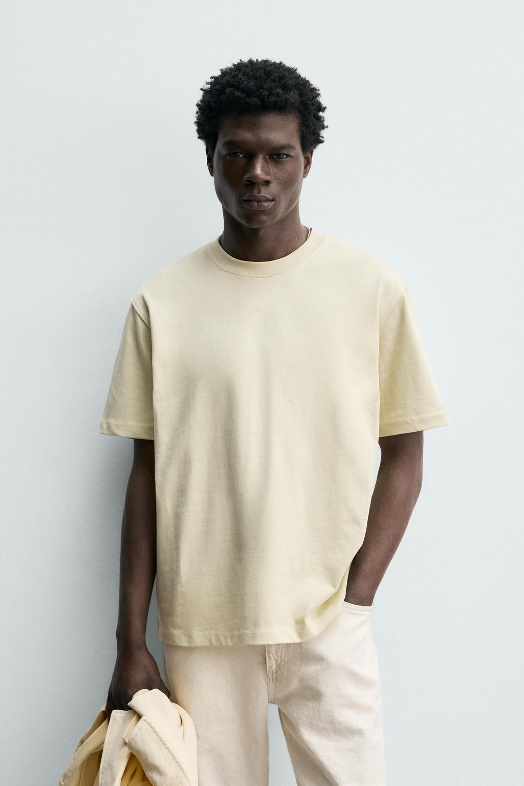 CAMISETA HEAVYWEIGHT MANGA CORTA ORIGINS / Amarillo pastel