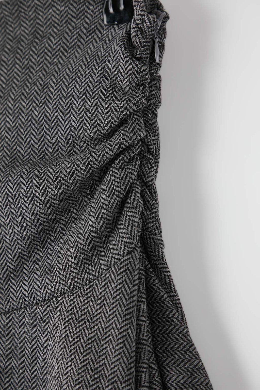 Antrasit Jakarl? Skater Asimetrik Midi Orme Etek TWOAW26ET00161 - Trendyolmilla фото 7