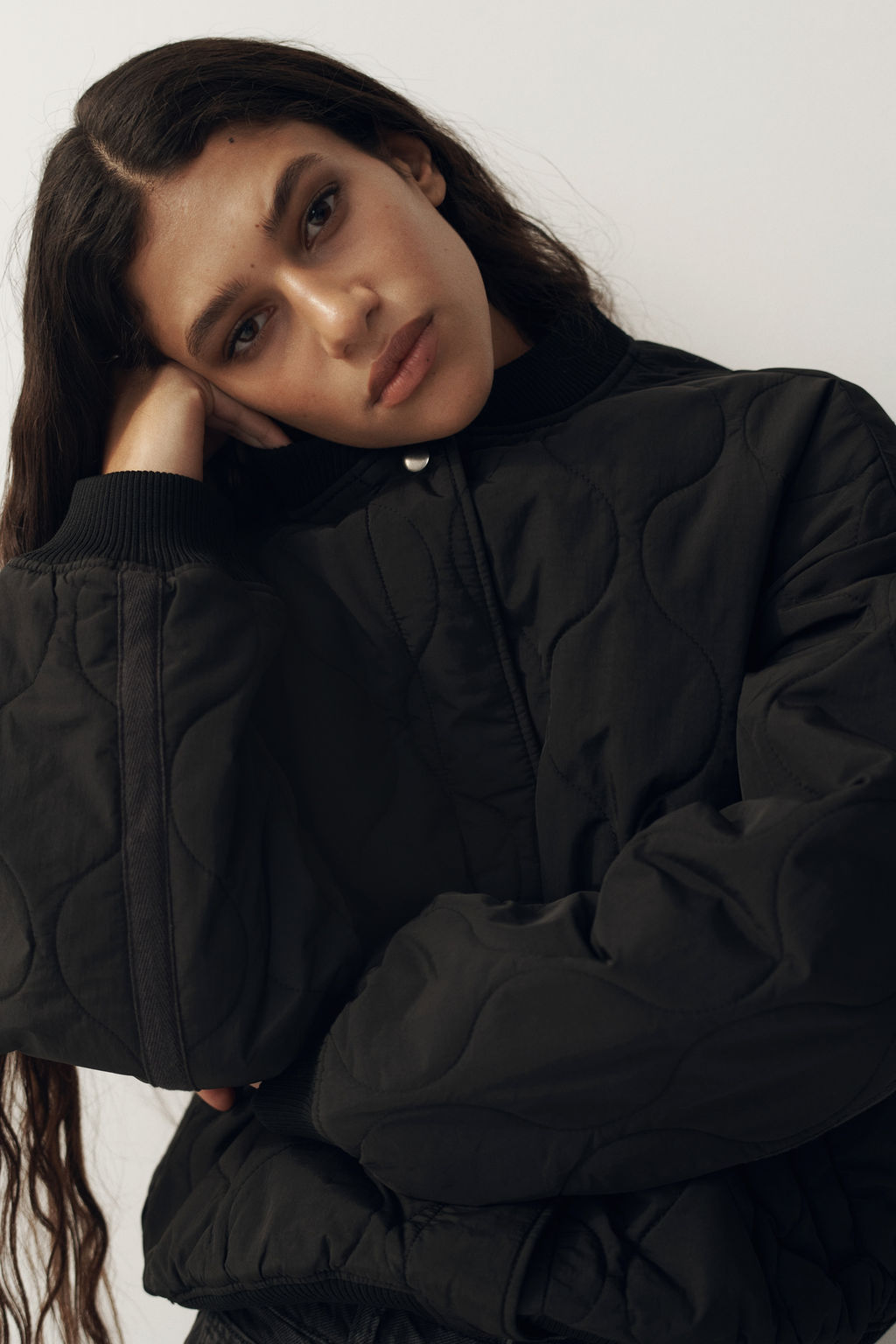 Cazadora bomber acolchada - H&m фото 7