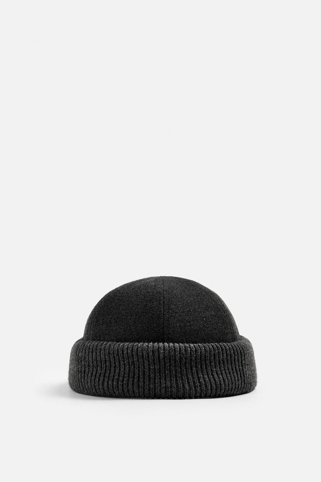 CONTRAST SHORT HAT