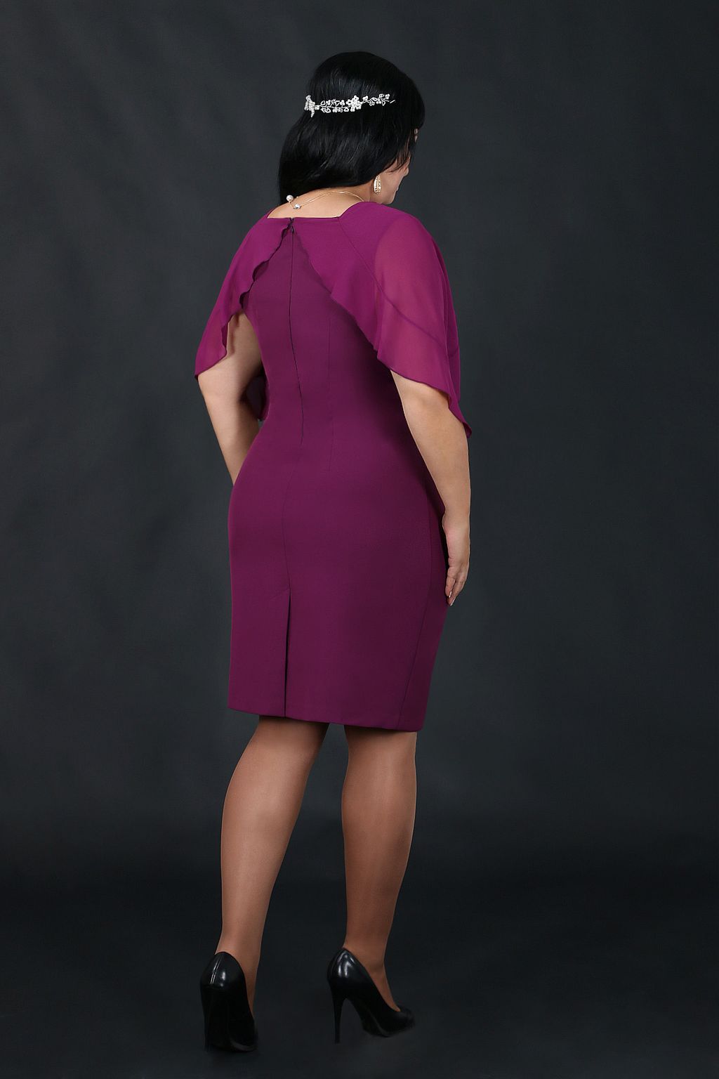 Фиолетовое платье праздничное до колена с коротким рукавом - Almond фото 3