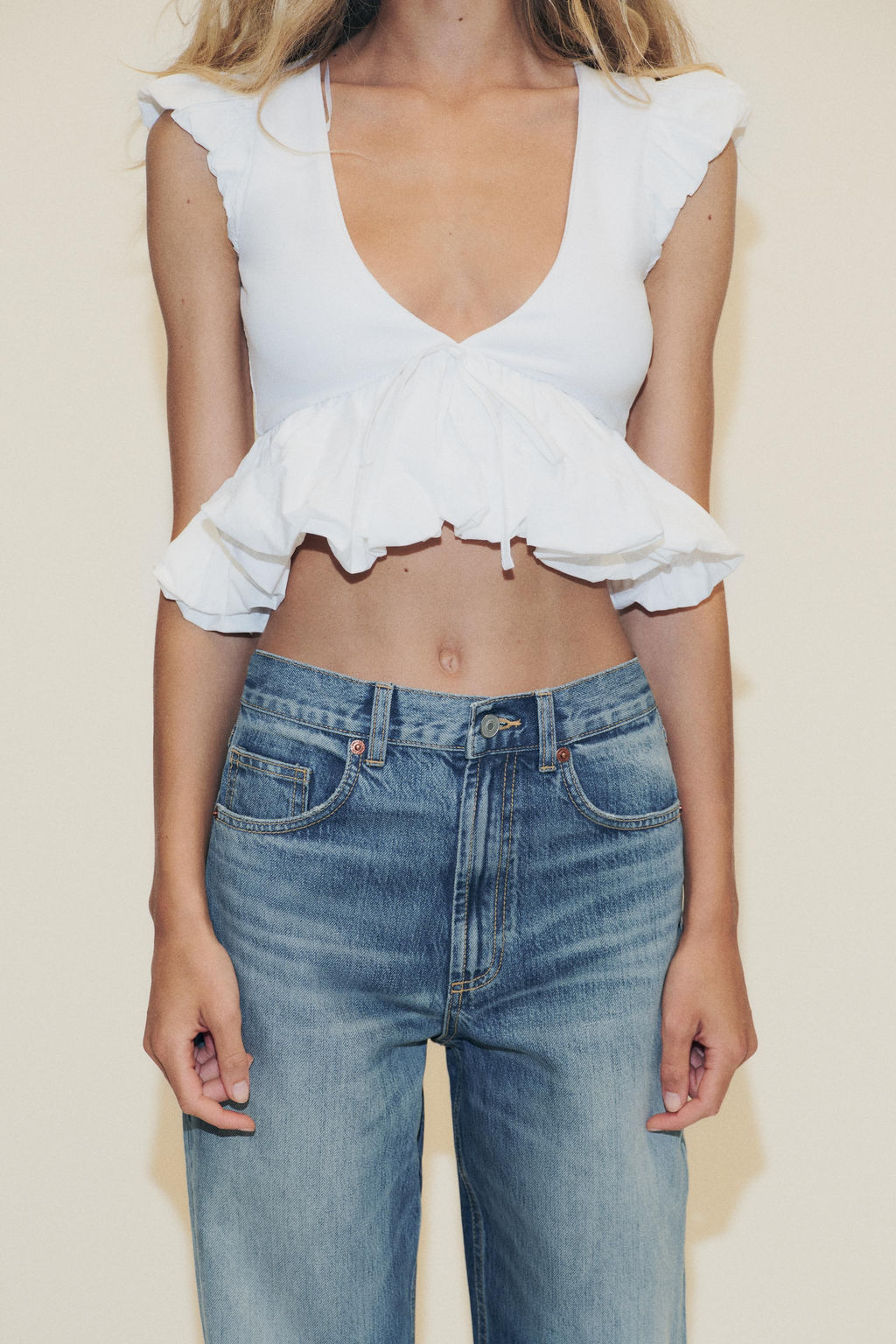 CONTRAST BOW T-SHIRT - Zara фото 2