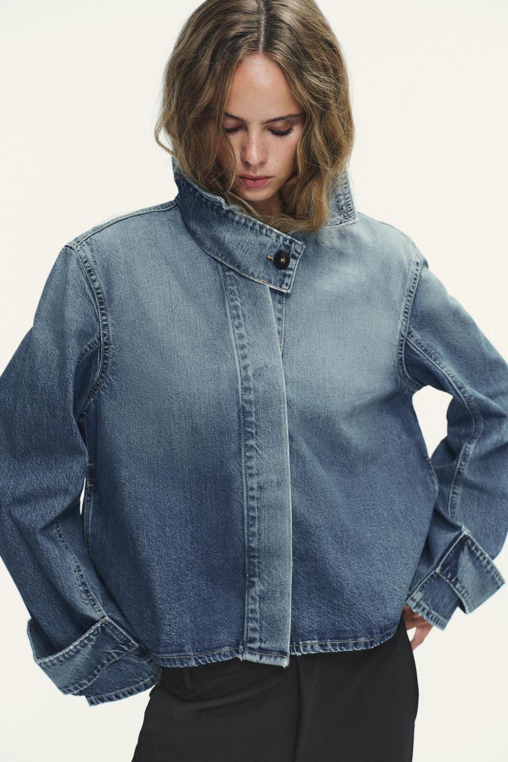 TRF HIGH NECK DENIM JACKET - Zara фото 2