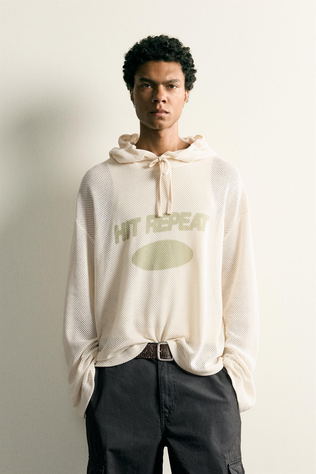SUDADERA RELAXED FIT CAPUCHA / Crudo - Zara фото 2