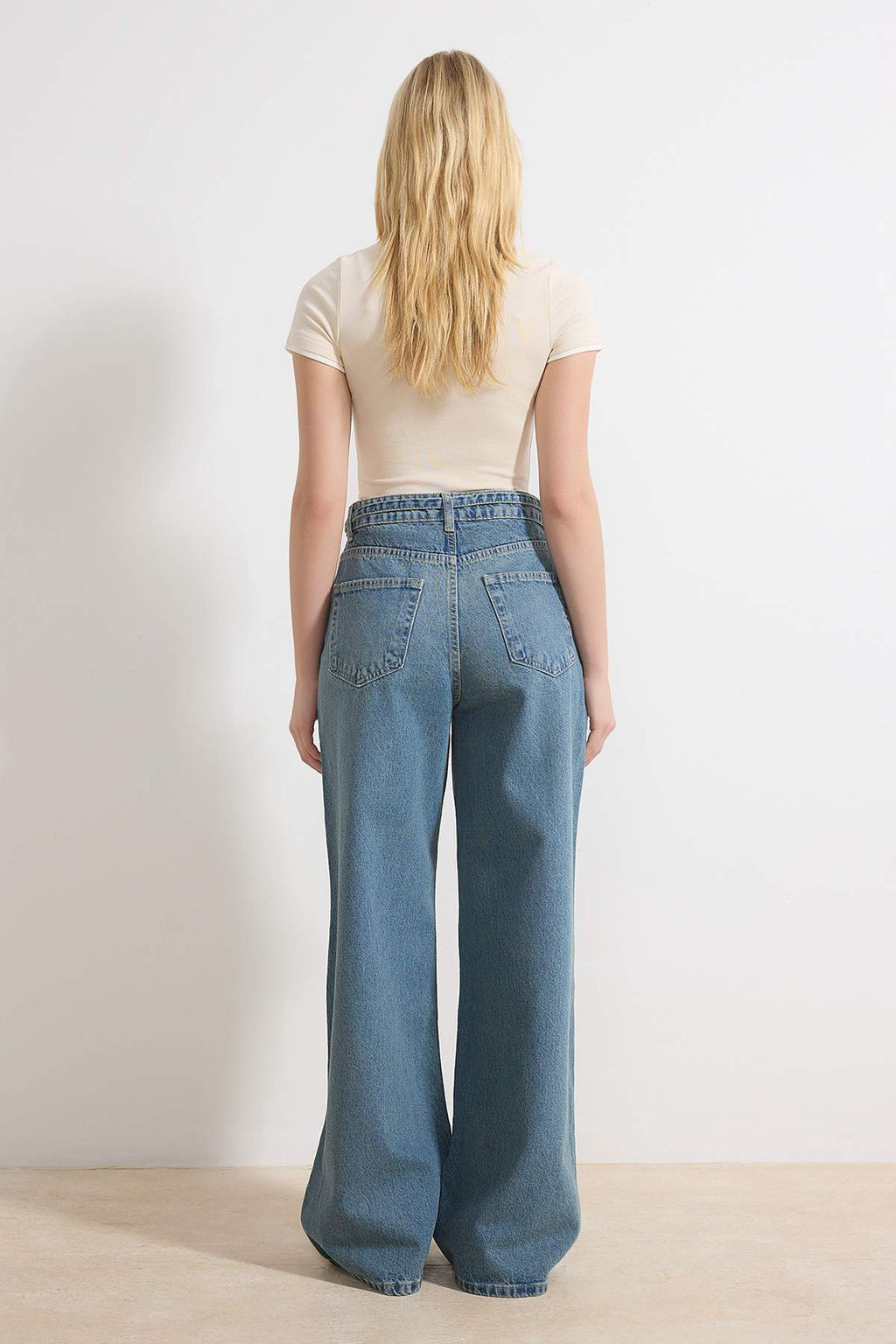 Mavi Kemerli Yuksek Bel Genis Paca Wide Leg %100 Pamuk Jeans TWOSS26JE00085 - Trendyolmilla фото 7