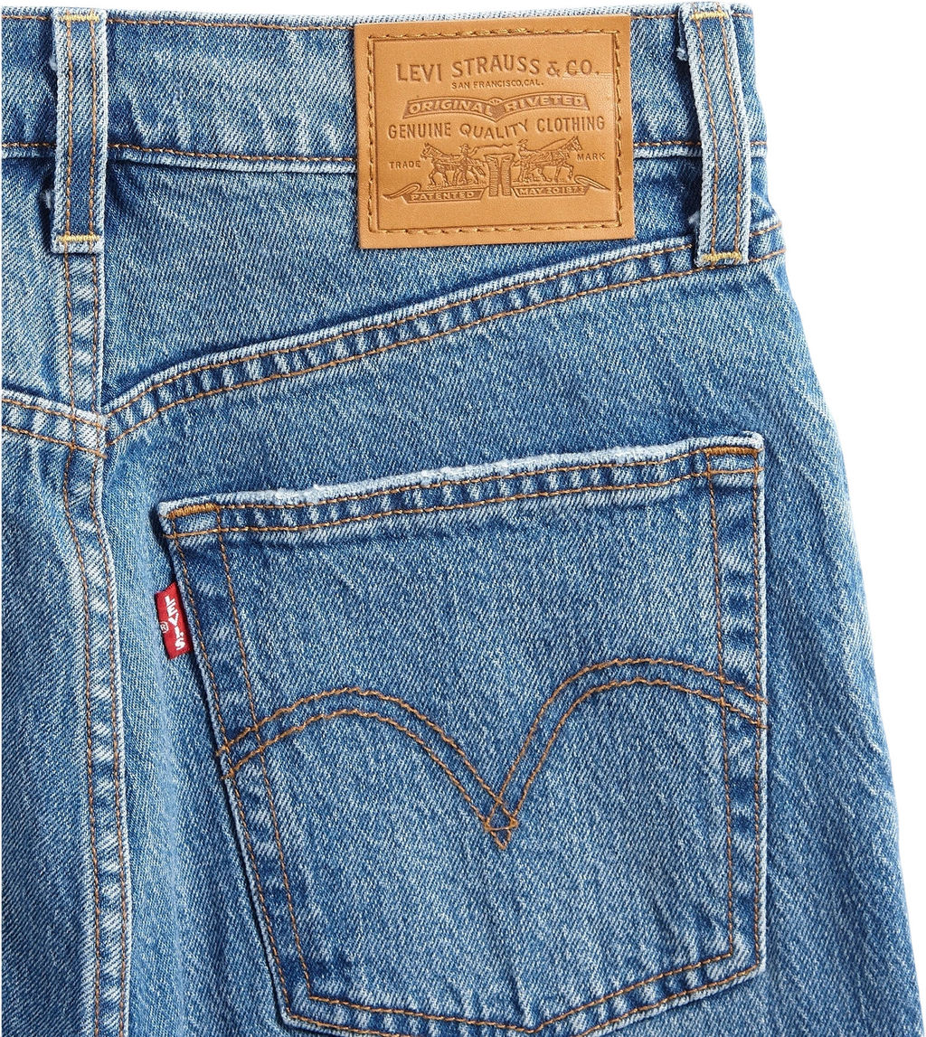 Джинсы женские