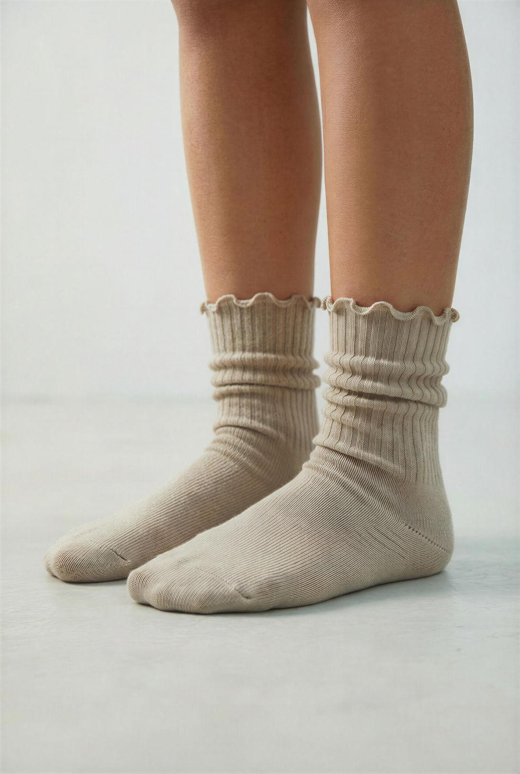 PACK TRES CALCETINES MEDIOS RIZO / Beige claro - Zara фото 3