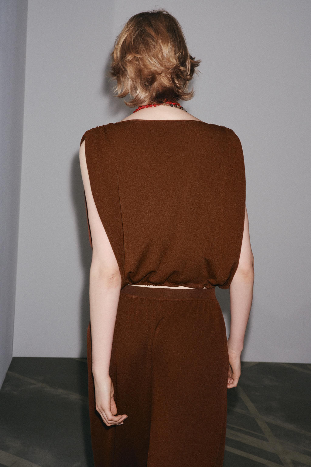 TOP WITH ELASTICATED HEM - Zara фото 4