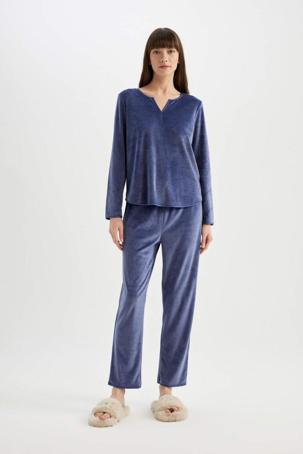 Fall in Love Pijama Tak?m V Yaka Velur Uzun Kollu Ust Beli Lastikli Alt - Defacto фото 2