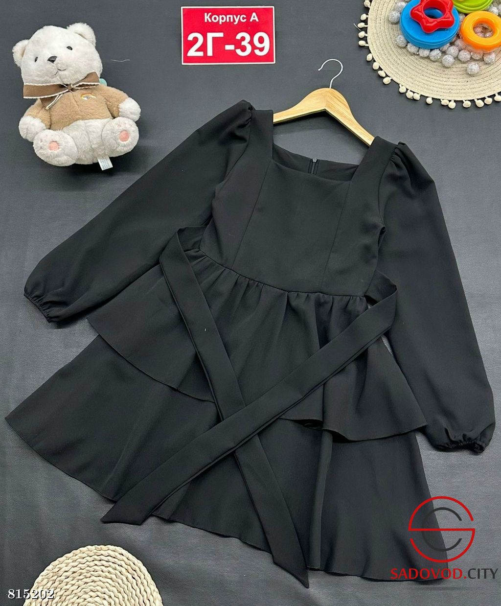 Платье для девочки нарядное