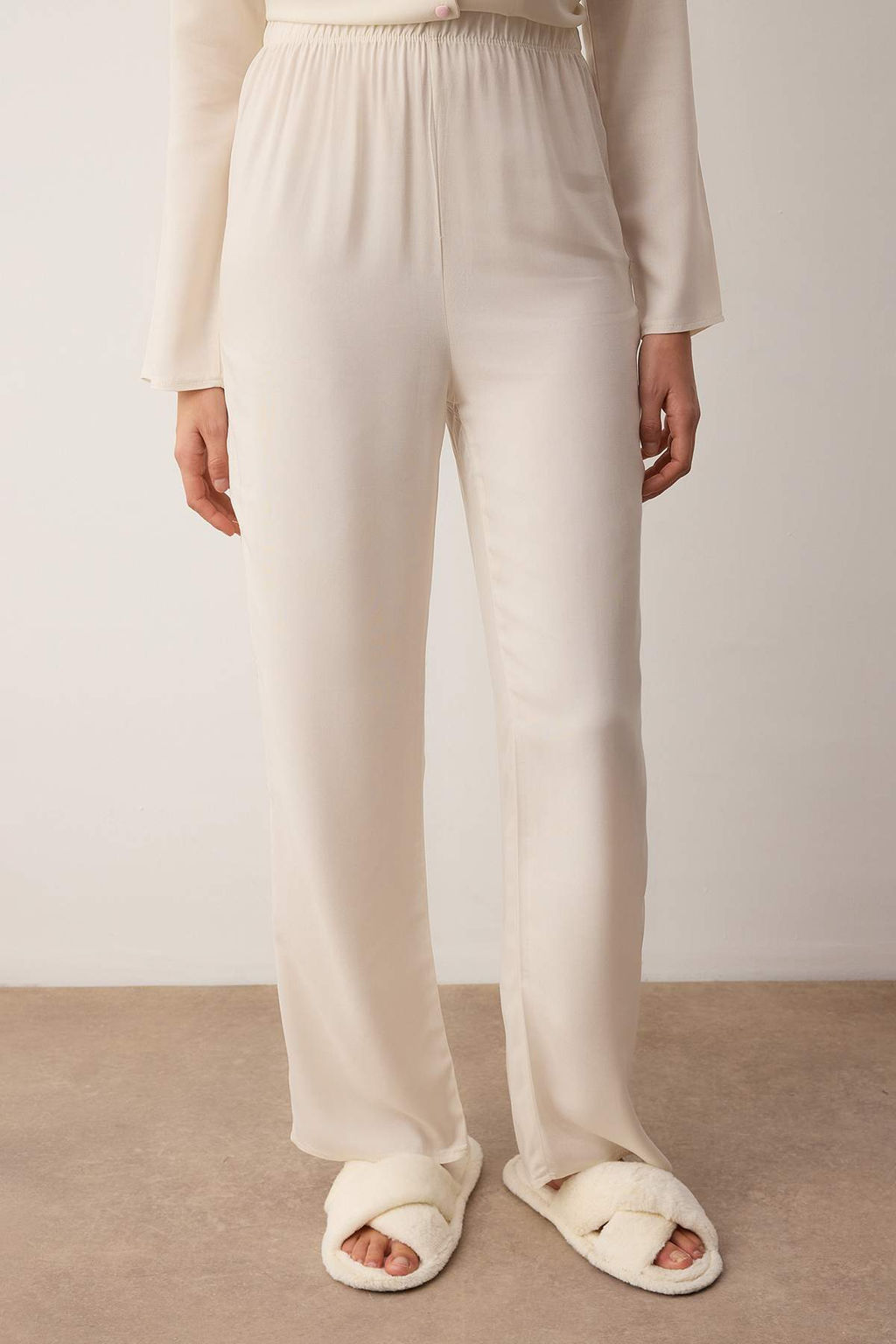 Pembe Kurdele/Fiyonk Nak?s Detayl? Viskon Dokuma Pijama Tak?m? THMAW26PT00089 - Trendyolmilla фото 8