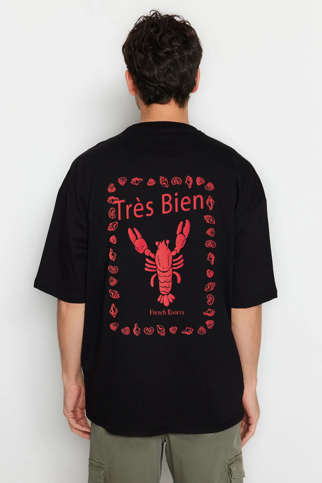 TRENDYOL MAN Tas Unisex Oversize/Genis Kesim Istakoz Bask?l? T-Shirt TMNSS25TS00051