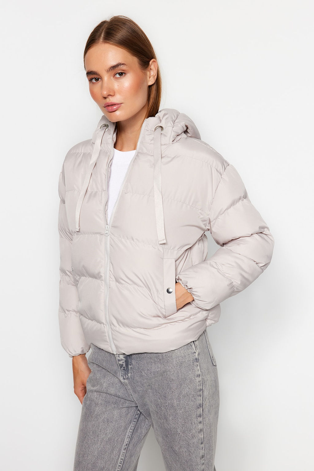 TRENDYOLMILLA Siyah Kapusonlu Su Itici Sisme Mont TWOAW21MO0022  фото 2