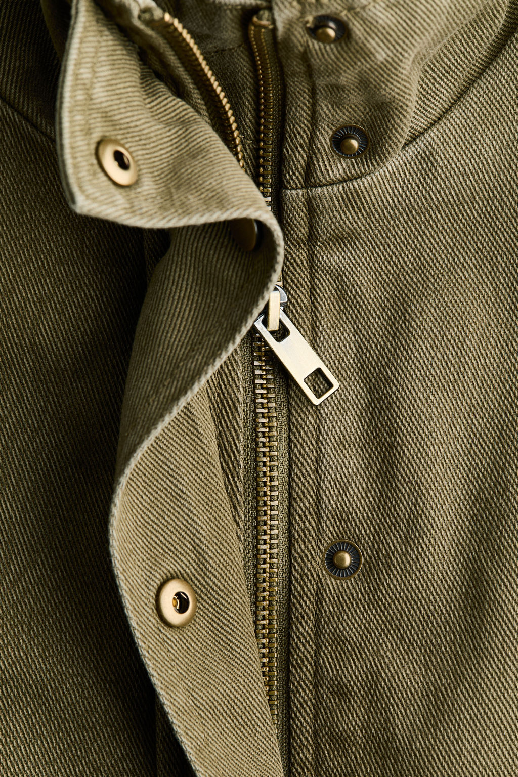 Chaqueta en sarga de algod?n con cintur?n - H&m фото 5