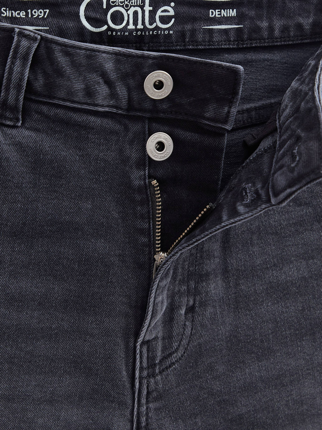 CONTE CON-664 Джинсы mom с эффектом потертости и застежкой на две пуговицы black - Conte elegant фото 14