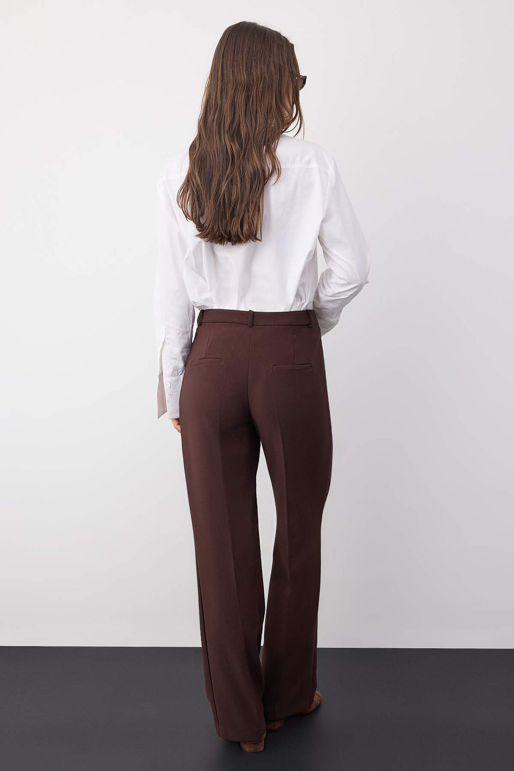 Wardrobe Essentials Koyu Kahverengi Icten Bel Ayarlamal? Genis Paca Pantolon | TWOAW26PL00028