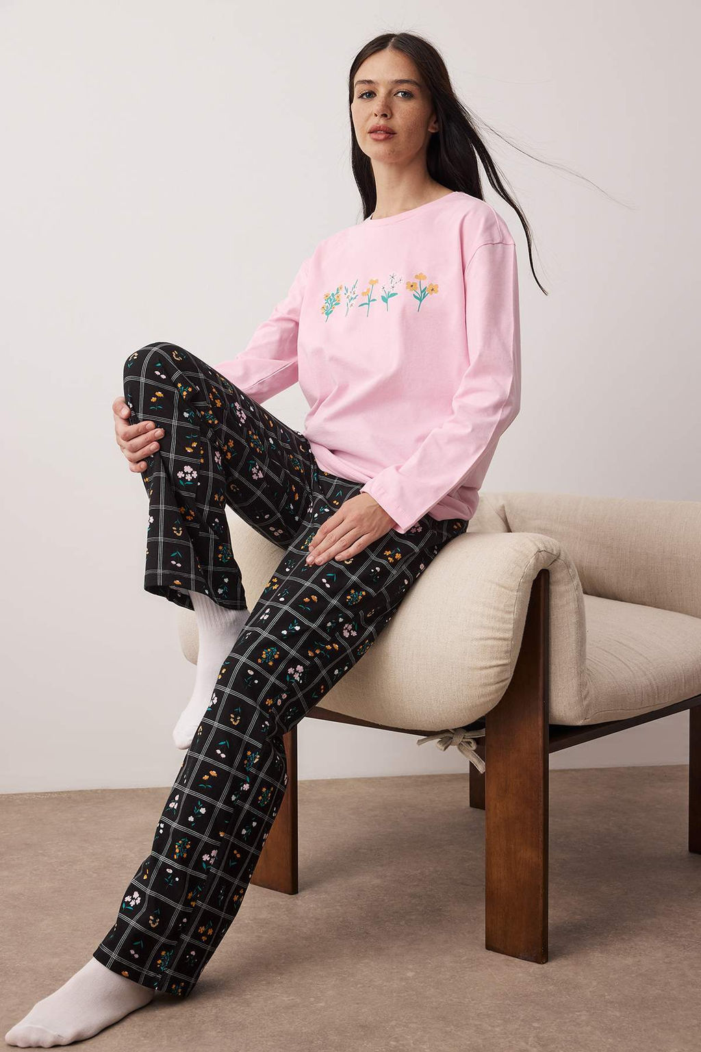 Beyaz %100 Pamuklu Kurdele/Fiyonklu ve Puantiyeli Orme Pijama Tak?m? THMAW26PT00053 - Trendyolmilla фото 7