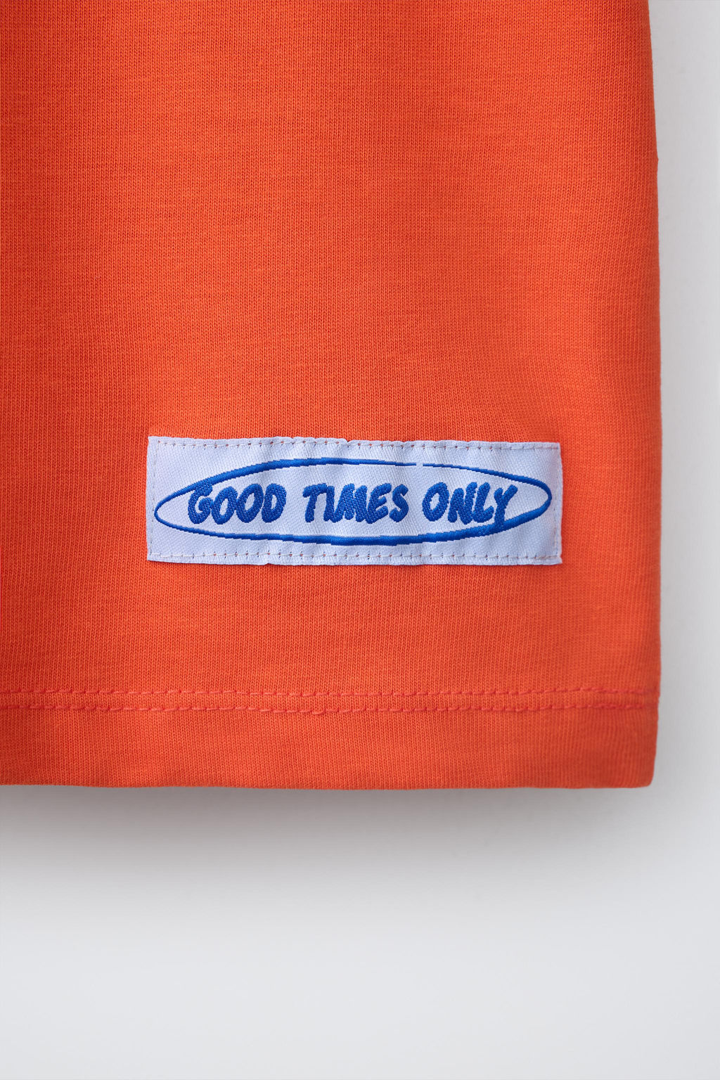 CAMISETA TEXTO CONTRASTE / Rojo / Naranja - Zara фото 4