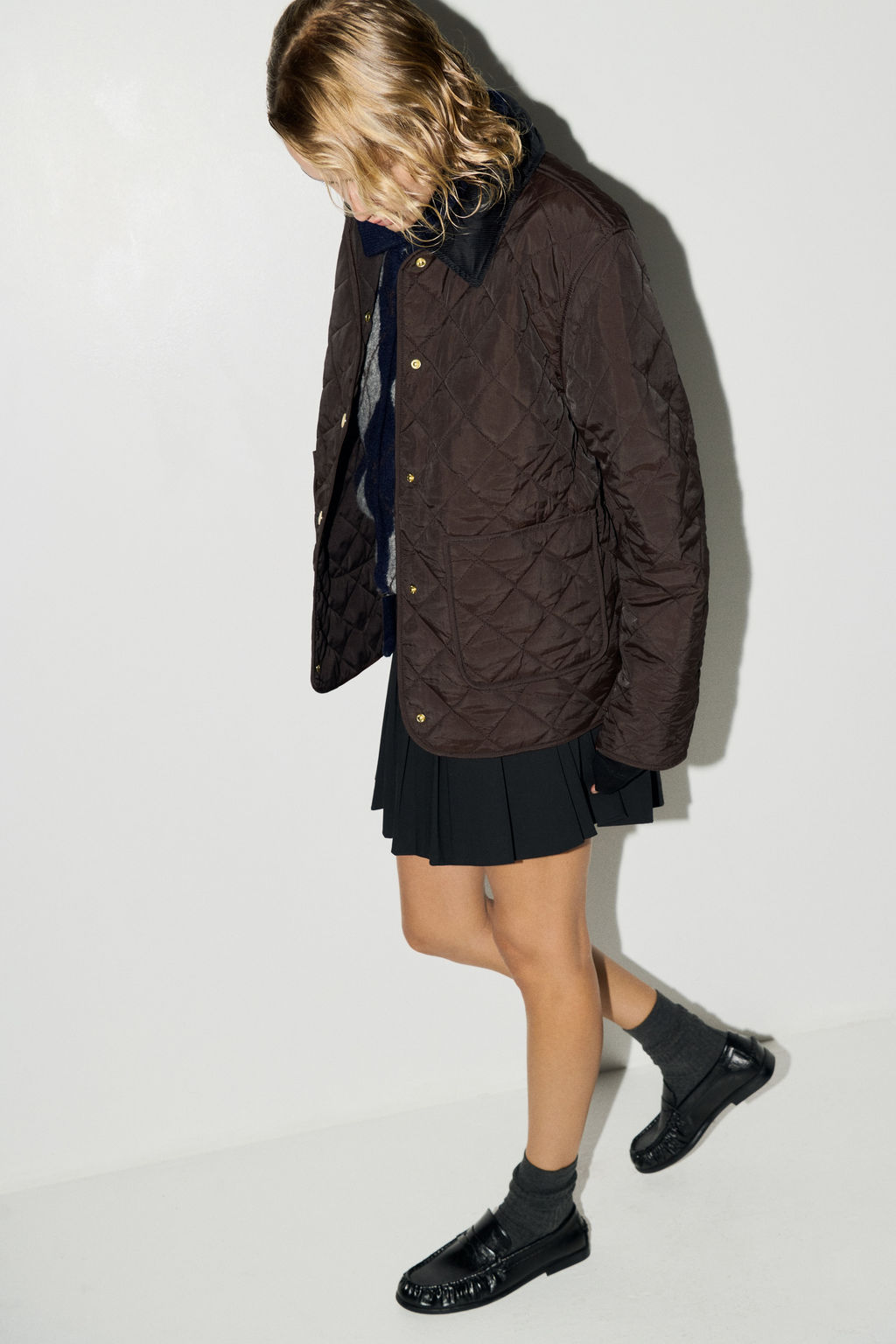 Chaqueta guateada con cuello de pana - H&m фото 4