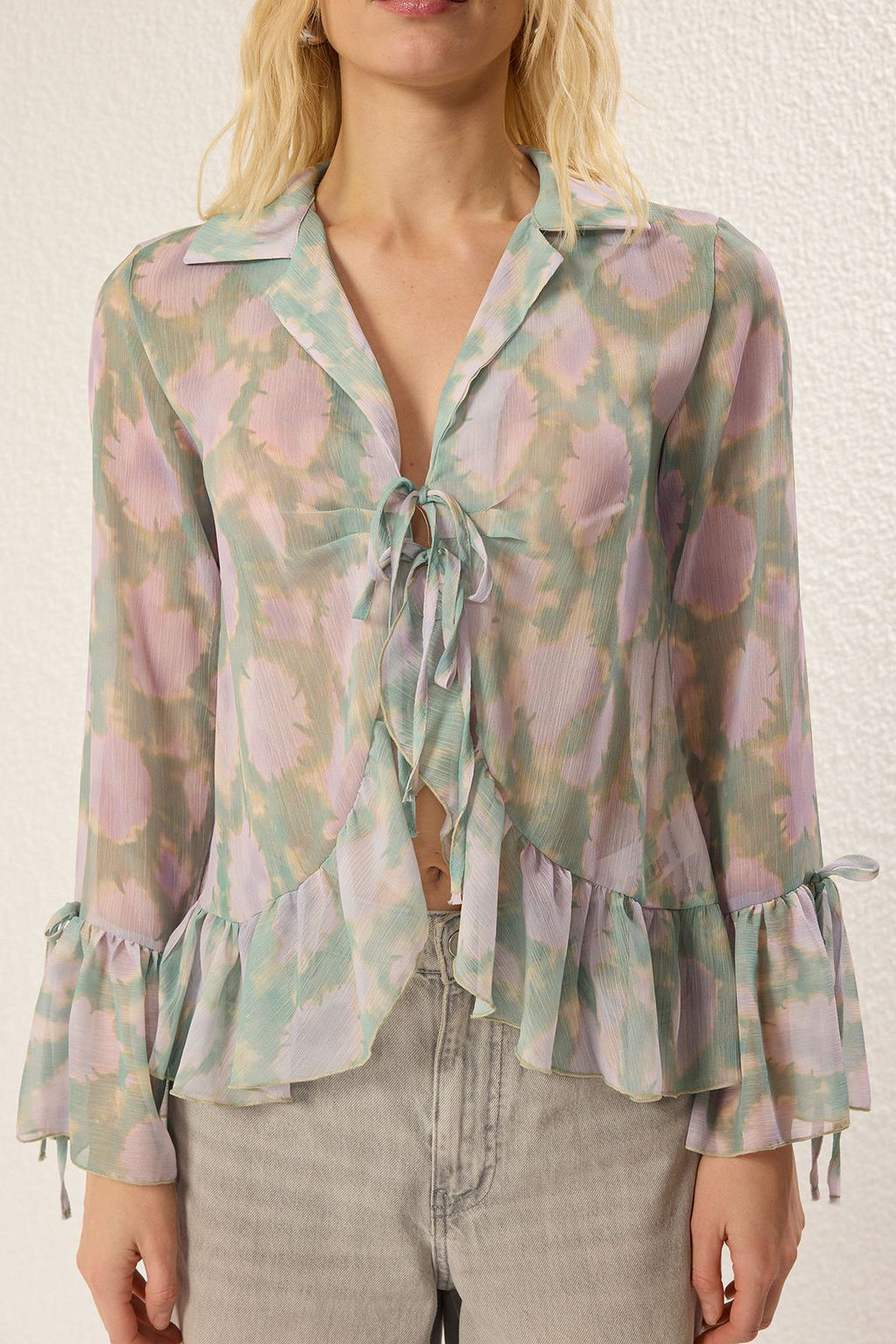 TRENDYOLMILLA Cok Renkli On Bedende Ve Kolda F?rf?r Detayl? Baglamal? Dokuma Gomlek TWOSS25GO00090  фото 7